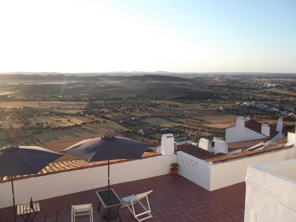 Dom Nuno - Turismo de Habitacao Hostal Monsaraz Exterior foto